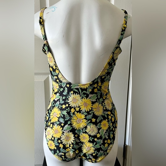Old Navy Black Sunflower Square-Neck 1 Piece Swimsuit size Large - Picture 2 of 4